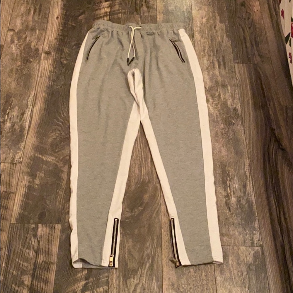 Gray/white zipper joggers